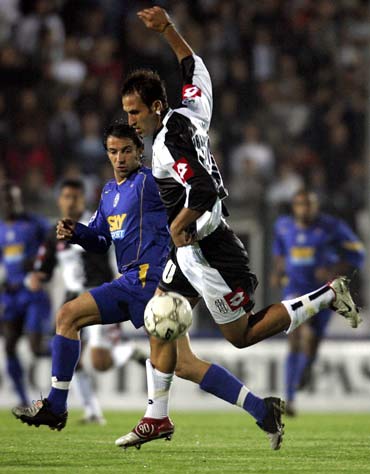 场上打法同 场上打法同