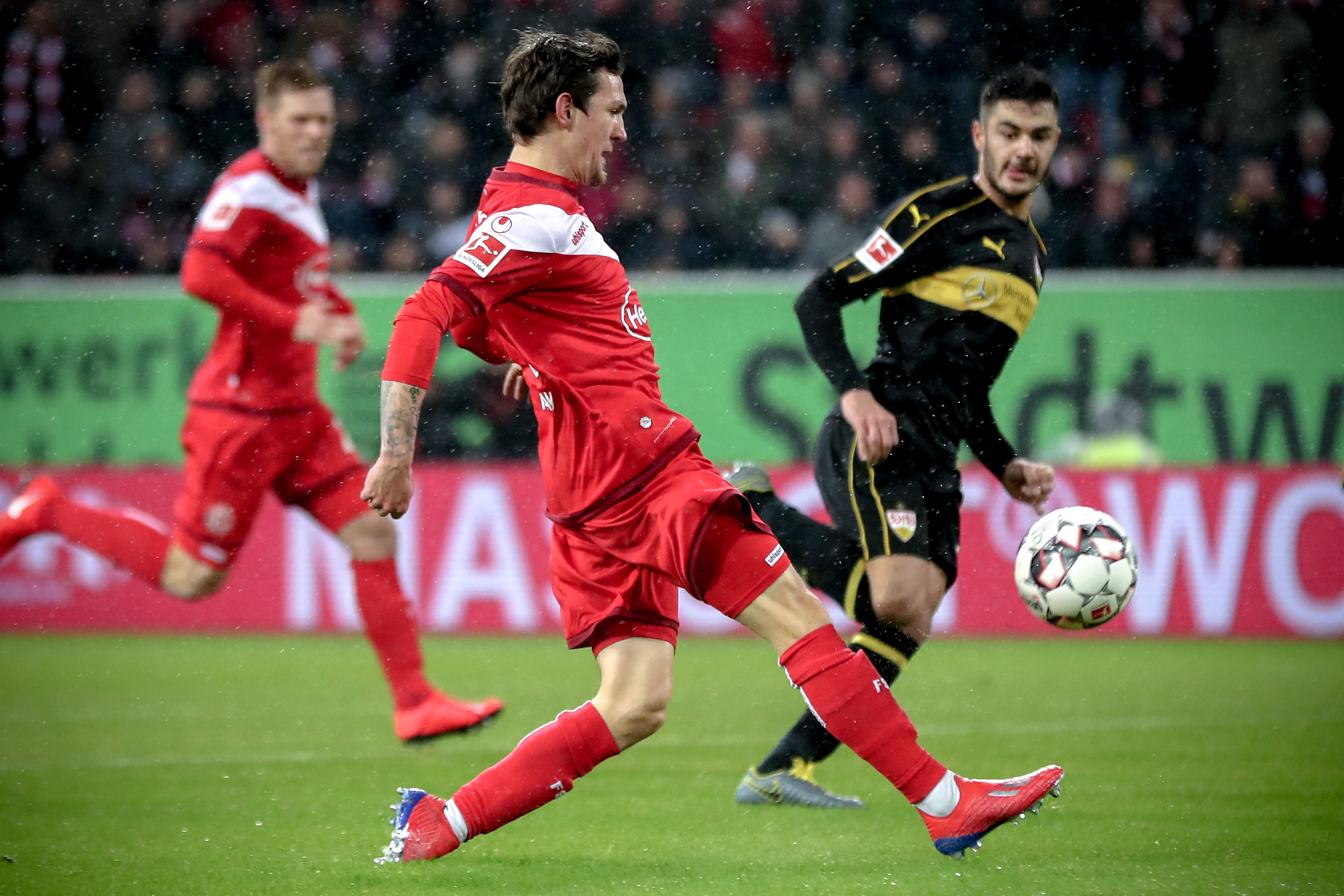 斯塔克斯起 斯塔克斯起